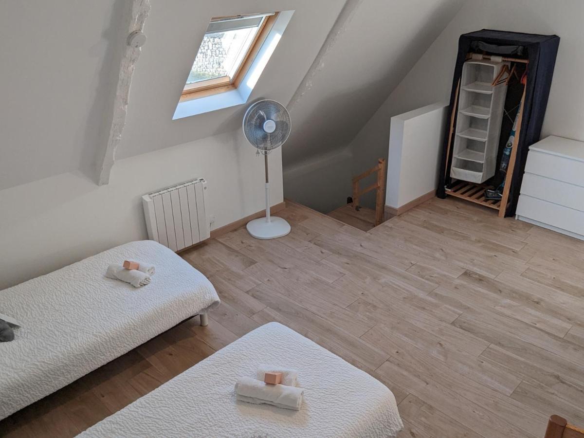 KERDAMEZ DINAN Maison rénovée 6 pers prox centre Esterno foto